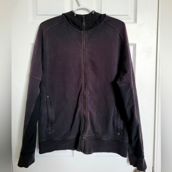 lululemon athletica Other - Lululemon Mens zip up sweater